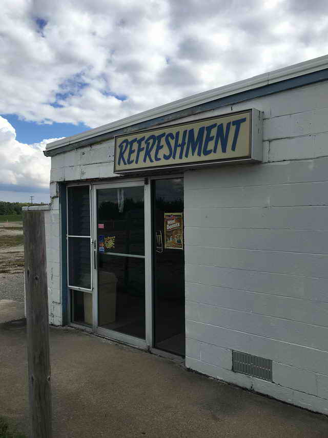 Hi-Road Drive-In - 2000S Photos (newer photo)